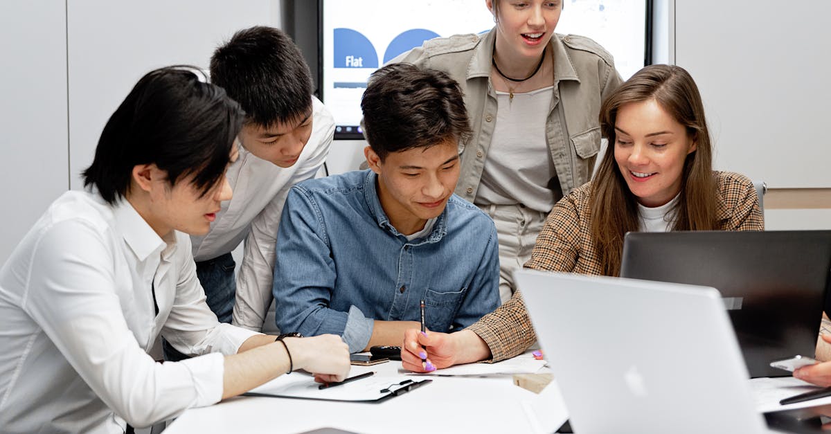 香烟和灰尘的臭味的相似之处